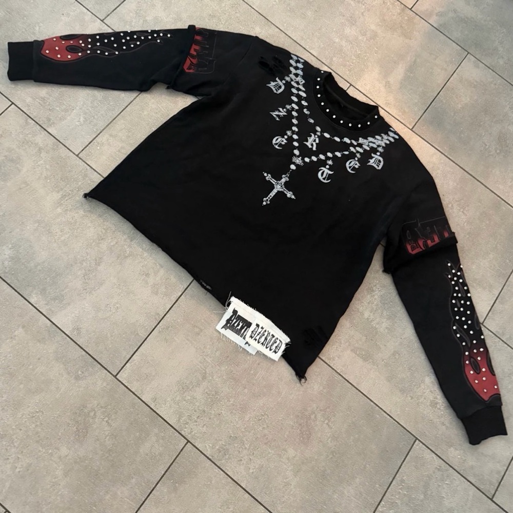 Chained Long Sleeve